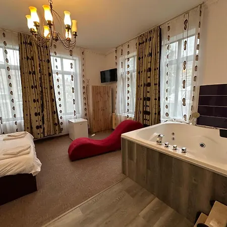 Calarasilor Central Rooms *