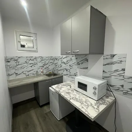 Calarasilor Central Rooms Han/Misafirhane *