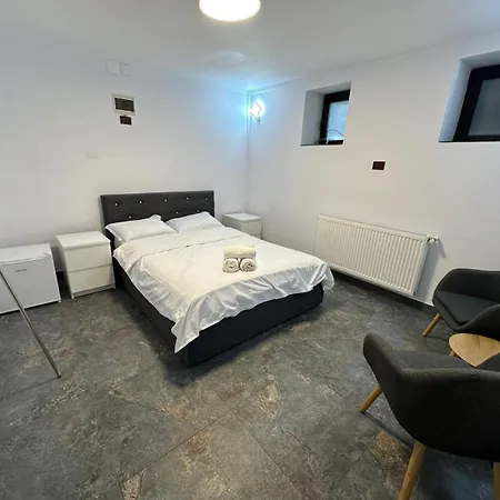 Calarasilor Central Rooms